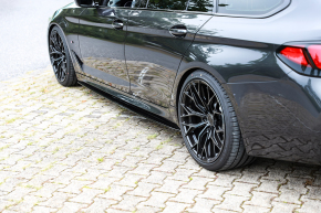 Sport-Performance Seitenschweller Schwarz glänzend lackiert +Folie Ansätze passt für BMW G30 G31 M-Paket mit ABE