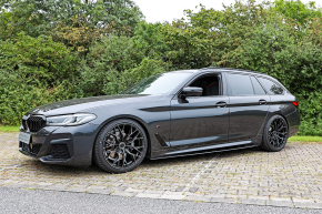 Sport-Performance Seitenschweller Schwarz glänzend lackiert +Folie Ansätze passt für BMW G30 G31 M-Paket mit ABE
