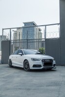 Frontlippe Frontspoiler hochglanz für Audi S3 8V Limous